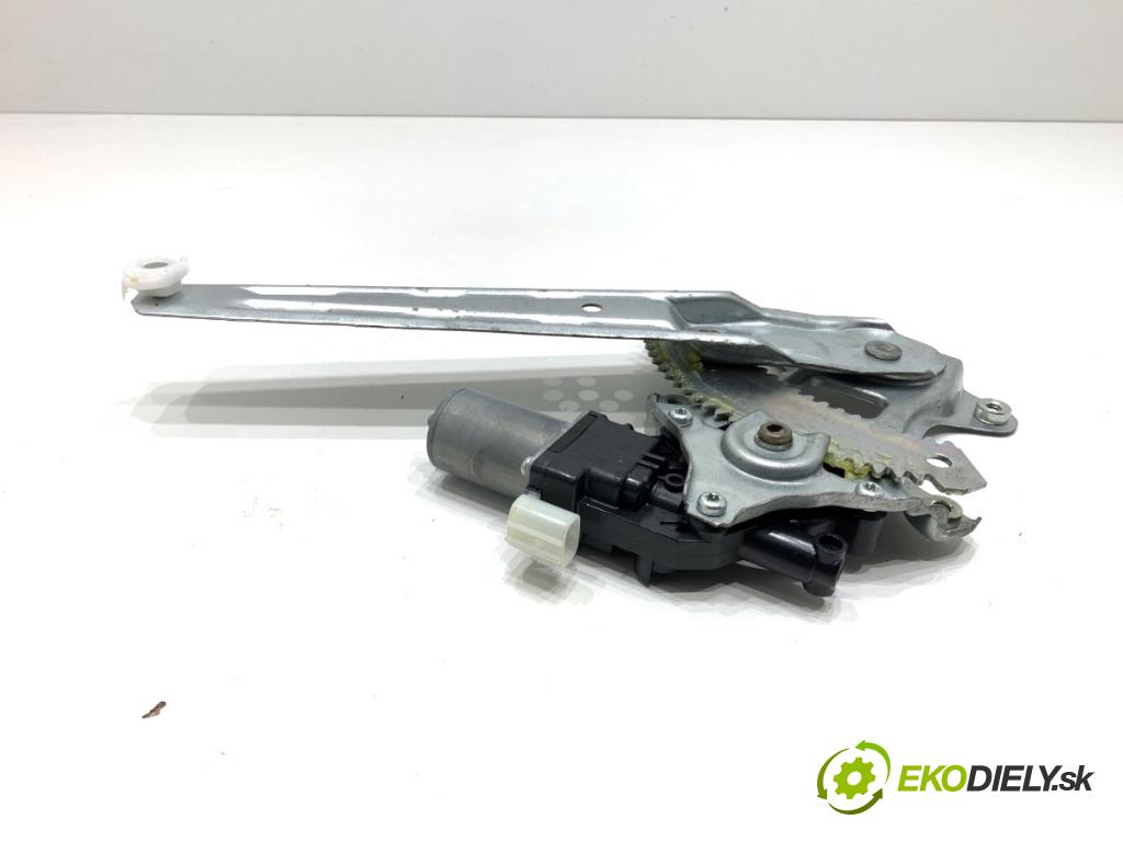 SUZUKI SWIFT VI liftback 2024 61 kW 1.2 VVT Hybrid (ZCEDS, AOL312) 1197 Mechanizmus okna pravy zad 83530-67T00