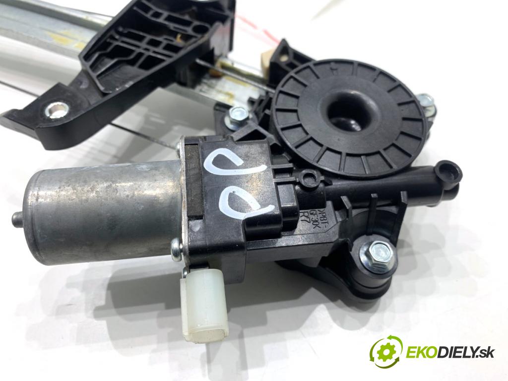 SUZUKI SWIFT VI liftback 2024 61 kW 1.2 VVT Hybrid (ZCEDS, AOL312) 1197 Mechanizmus okna pravy predný 83460-52R00