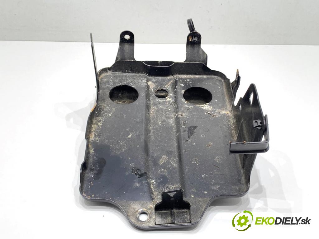 SUZUKI SWIFT VI liftback 2024 61 kW 1.2 VVT Hybrid (ZCEDS, AOL312) 1197 Obal akumulátora 