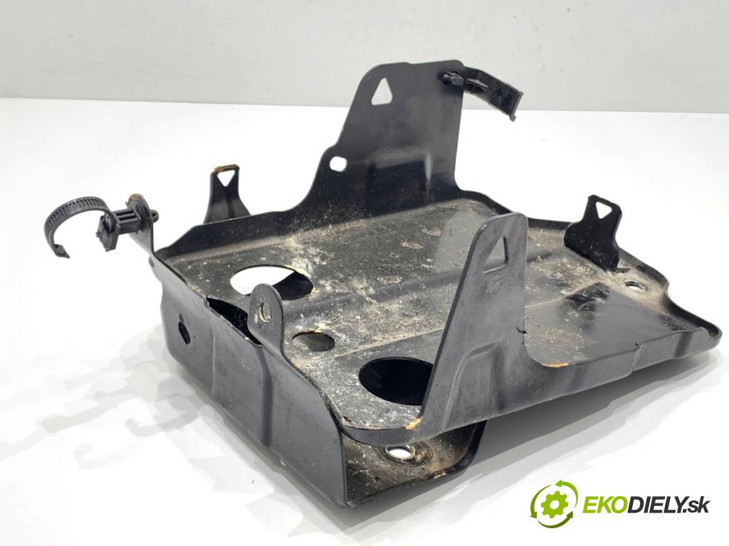 SUZUKI SWIFT VI liftback 2024 61 kW 1.2 VVT Hybrid (ZCEDS, AOL312) 1197 Obal akumulátora