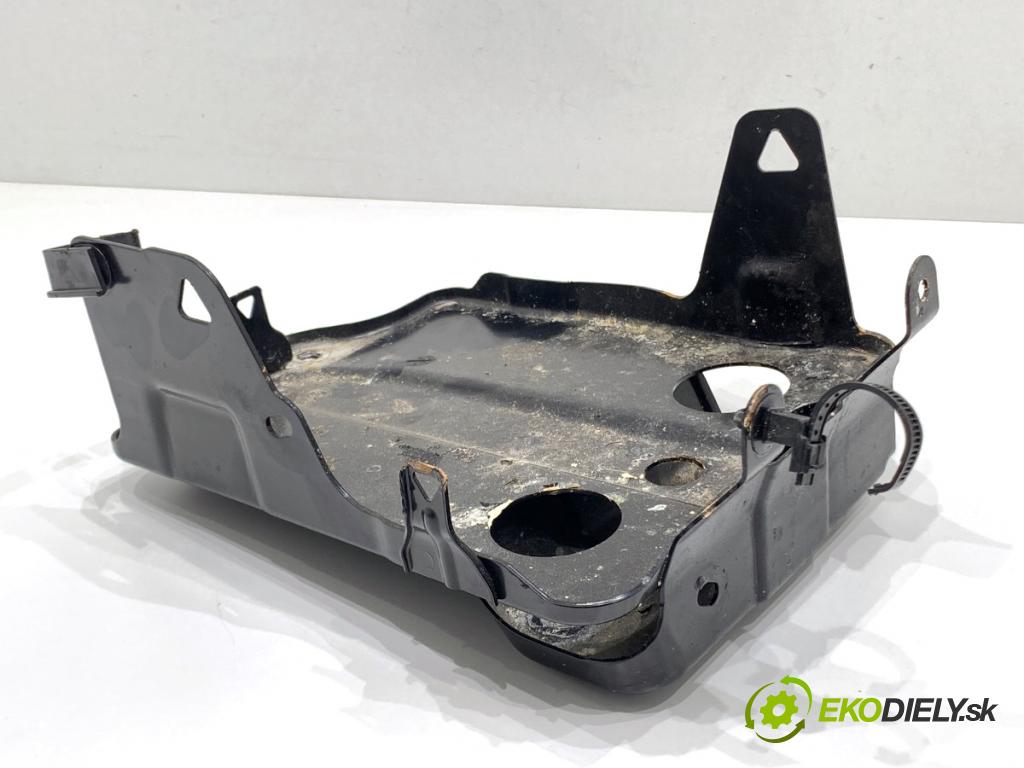 SUZUKI SWIFT VI liftback 2024 61 kW 1.2 VVT Hybrid (ZCEDS, AOL312) 1197 Obal akumulátora