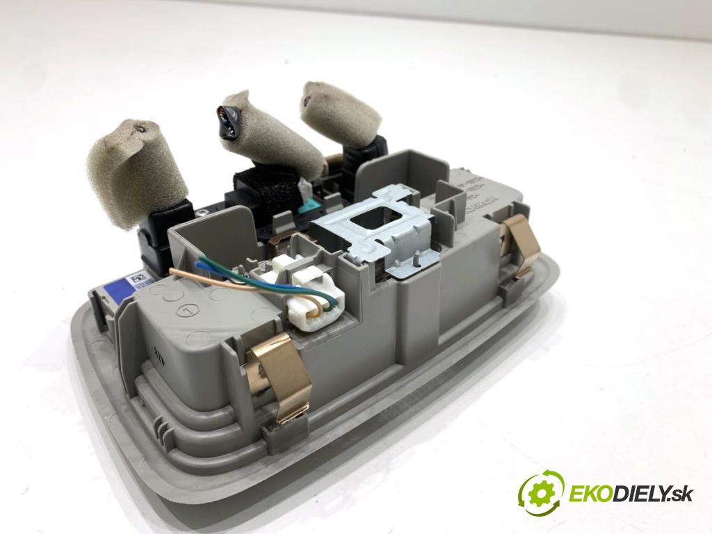 SUZUKI SWIFT VI liftback 2024 61 kW 1.2 VVT Hybrid (ZCEDS, AOL312) 1197 Svetlo stropné 39813-84S10