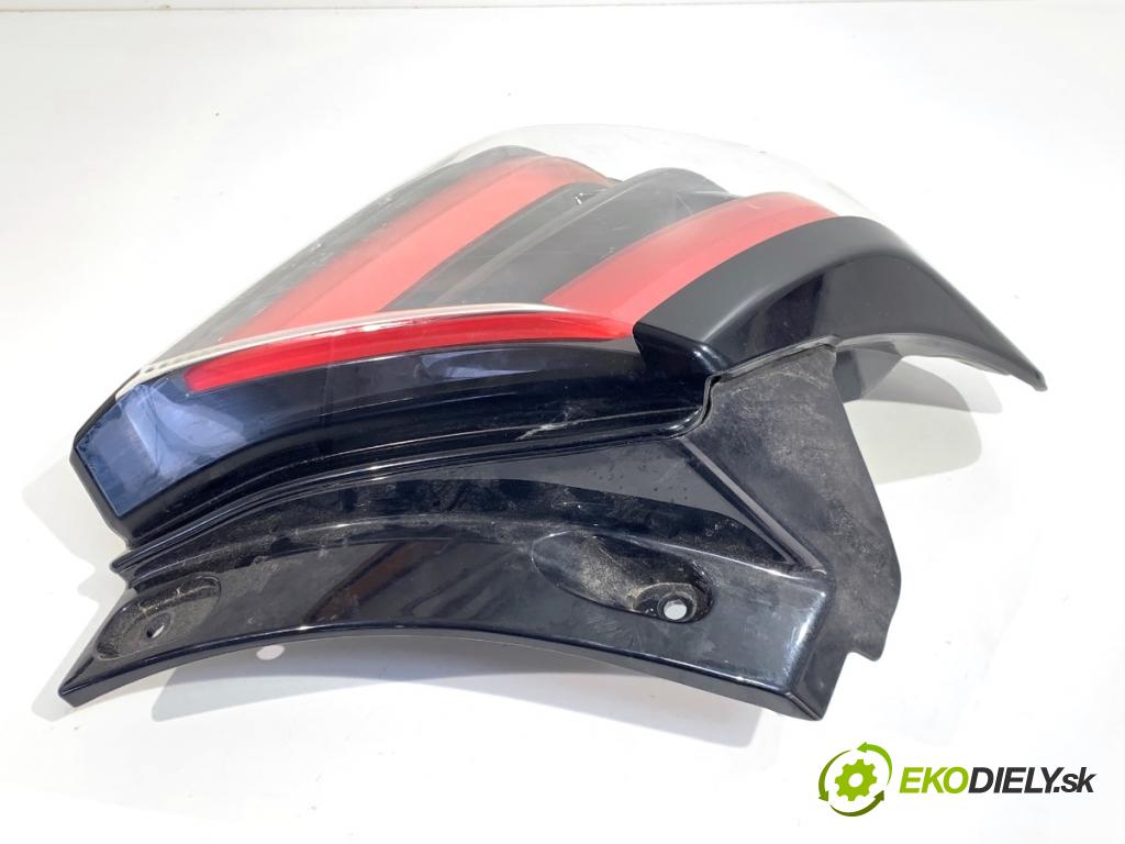 SUZUKI SWIFT VI liftback 2024 61 kW 1.2 VVT Hybrid (ZCEDS, AOL312) 1197 Svetlo ľavy zad