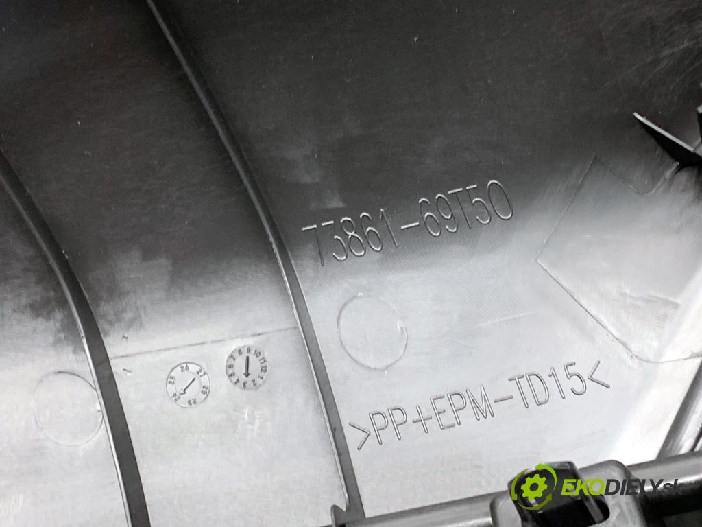 SUZUKI SWIFT VI liftback 2024 61 kW 1.2 VVT Hybrid (ZCEDS, AOL312) 1197 Mriežky kúrenia predný stredna