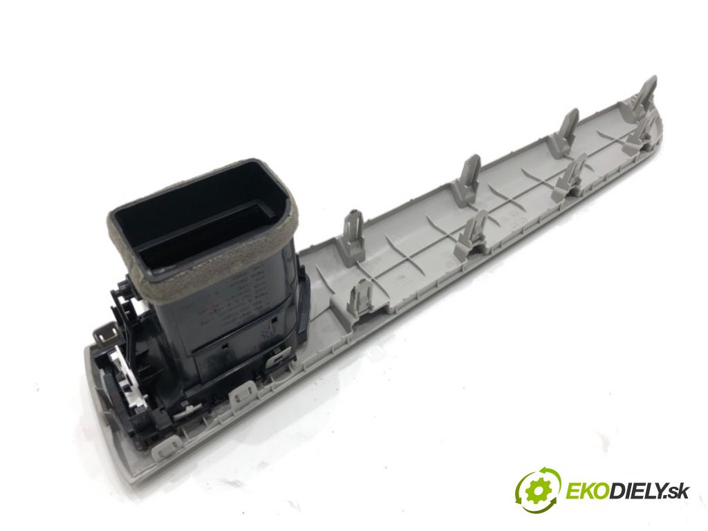 SUZUKI SWIFT VI liftback 2024 61 kW 1.2 VVT Hybrid (ZCEDS, AOL312) 1197 Mriežky kúrenia pravy predný