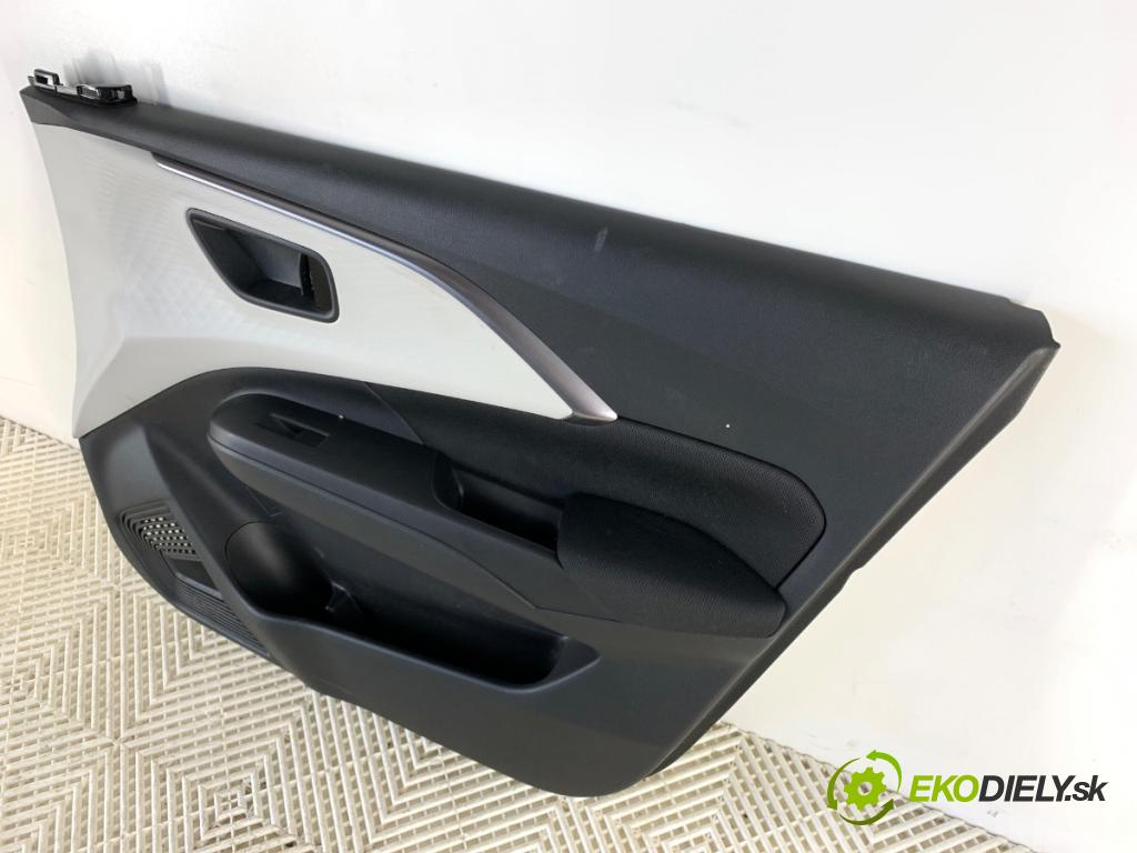 SUZUKI SWIFT VI liftback 2024 61 kW 1.2 VVT Hybrid (ZCEDS, AOL312) 1197 čalúnenie Dvere pravy predný