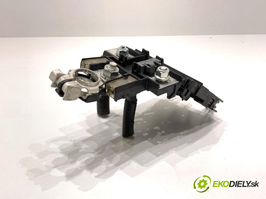 SUZUKI SWIFT VI liftback 2024 61 kW 1.2 VVT Hybrid (ZCEDS, AOL312) 1197 svorka plus