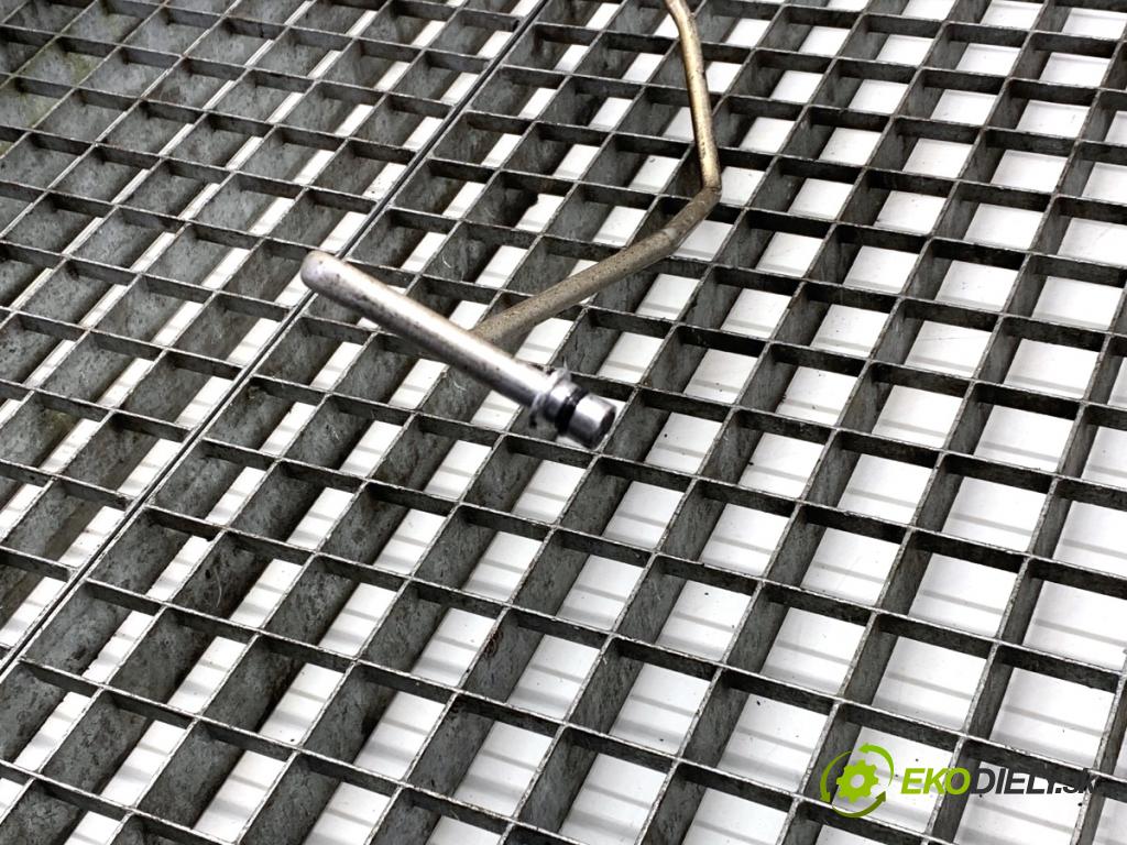 SUZUKI SWIFT VI liftback 2024 61 kW 1.2 VVT Hybrid (ZCEDS, AOL312) 1197 rúrka klimatizácie  (Rúrka klimatizácie)