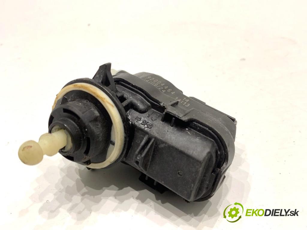 SUZUKI SWIFT VI liftback 2024 61 kW 1.2 VVT Hybrid (ZCEDS, AOL312) 1197 Motorček nastavenia svetla 92004464