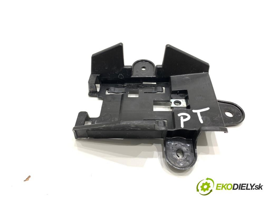 SUZUKI SWIFT VI liftback 2024 61 kW 1.2 VVT Hybrid (ZCEDS, AOL312) 1197 Uchytenie RADAR: DISTRONIC pravy 3F501-70T0