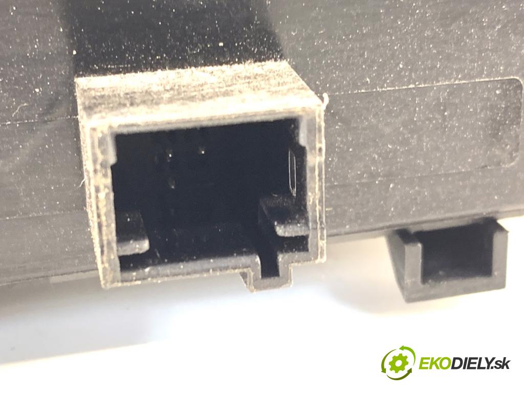 TOYOTA PROACE Autobus 2024 130 kW 2.0 D4d (MDZ6) 1997 Panel ovládania kúrenia 98340416ZD (Prepínacie páčky pod volantom)