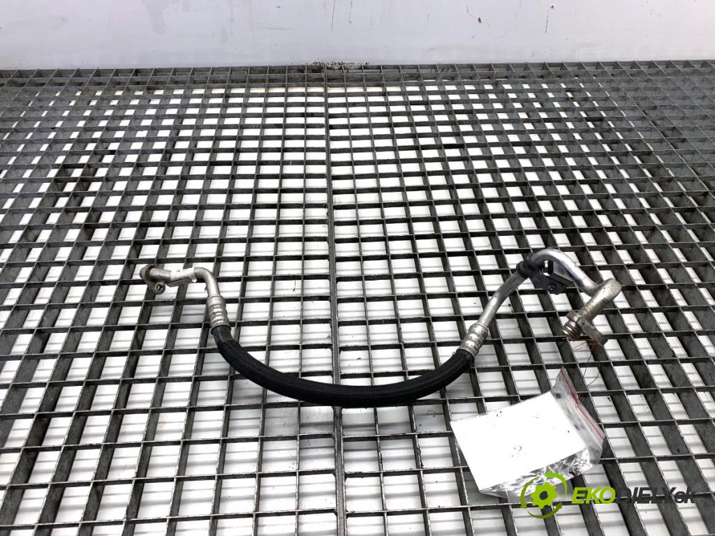 TOYOTA PROACE Autobus 2024 130 kW 2.0 D4d (MDZ6) 1997 rúrka klimatizace 9838823080 (Trubka klimatizace)