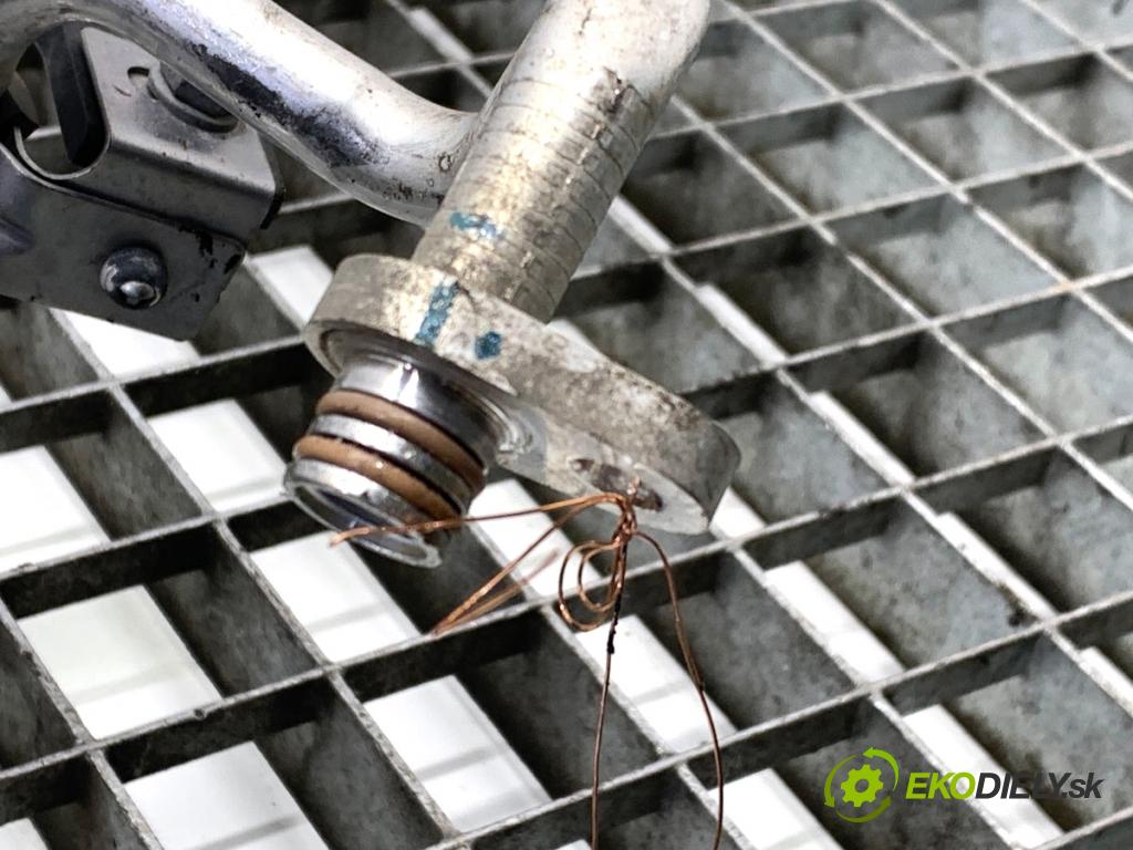 TOYOTA PROACE Autobus 2024 130 kW 2.0 D4d (MDZ6) 1997 rúrka klimatizácie 9838823080 (Rúrka klimatizácie)