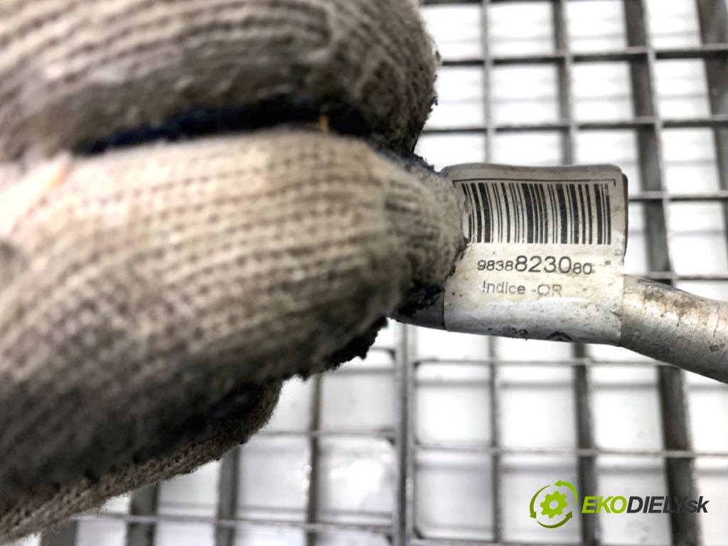 TOYOTA PROACE Autobus 2024 130 kW 2.0 D4d (MDZ6) 1997 rúrka klimatizácie 9838823080 (Rúrka klimatizácie)