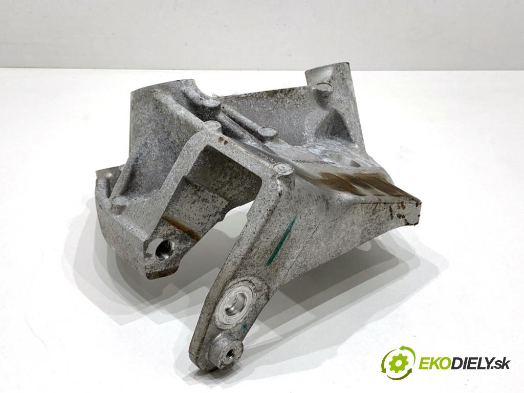 VOLVO XC60 II SUV 2020 173 kW B5 Mild-Hybrid AWD 1969 Držiak Motor 31480551