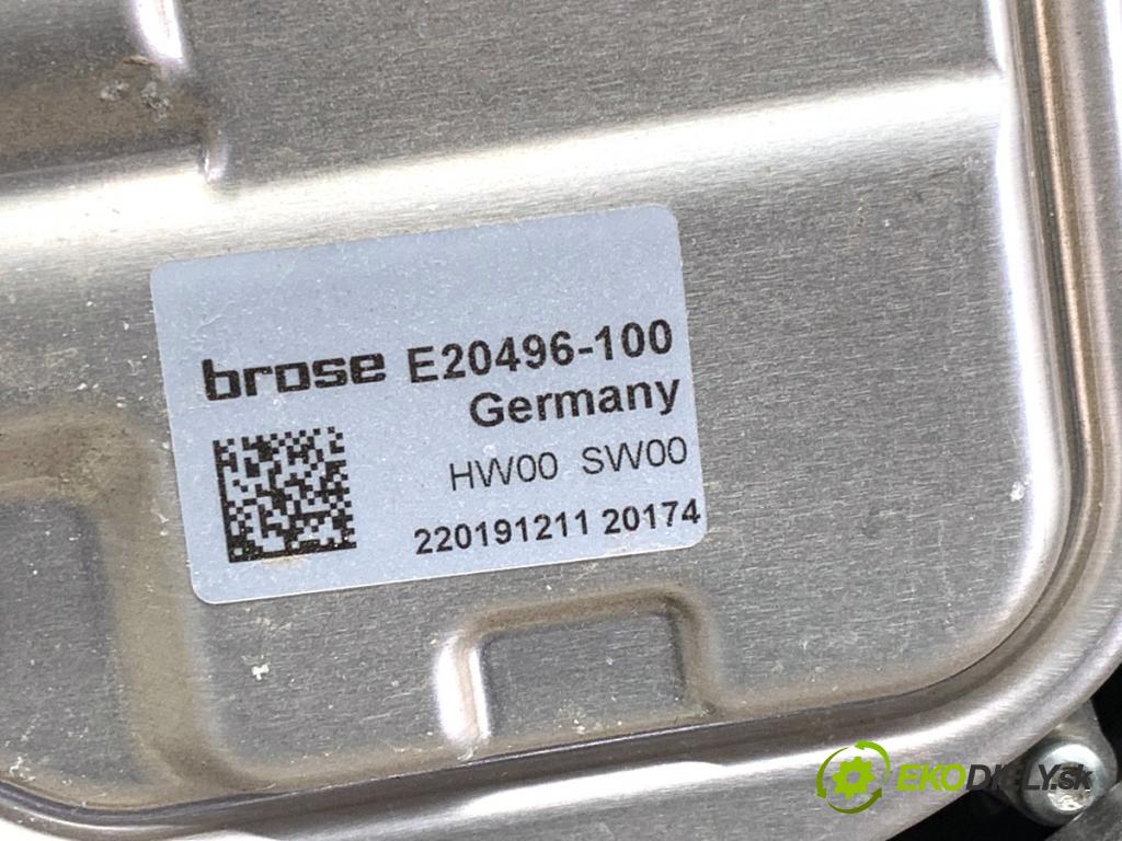 VOLVO XC60 II SUV 2020 173 kW B5 Mild-Hybrid AWD 1969 Ventilátor chladiča 32222287 (Ventilátor)