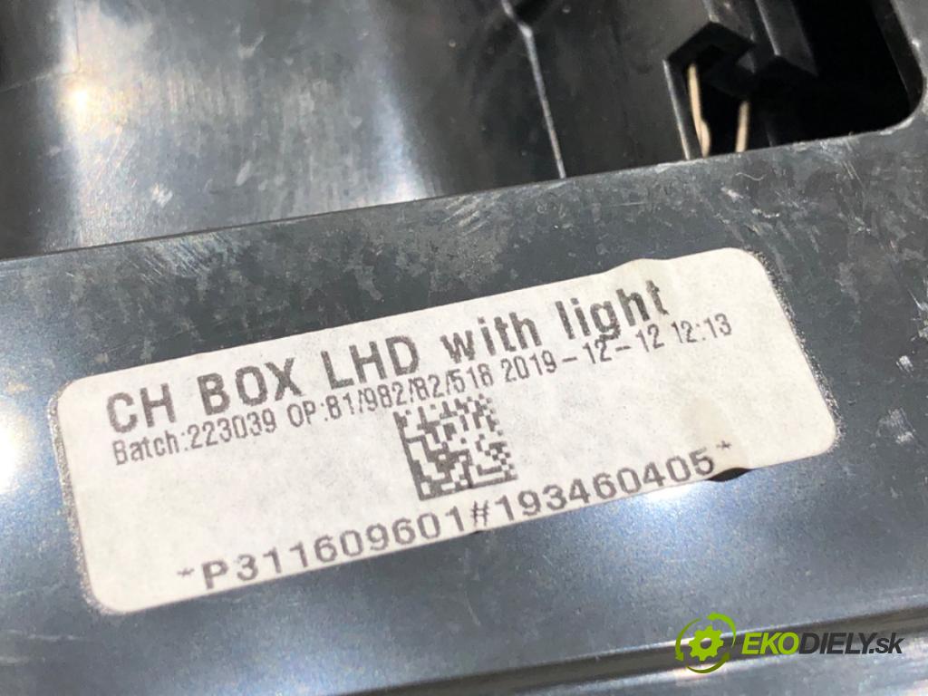 VOLVO XC60 II SUV 2020 173 kW B5 Mild-Hybrid AWD 1969 Držiak na nápoje 311609601 (Držiak (úchyt) na nápoje)