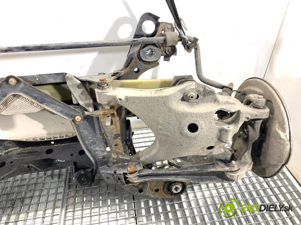 VOLVO XC60 II SUV 2020 173 kW B5 Mild-Hybrid AWD 1969 Výstuha zad