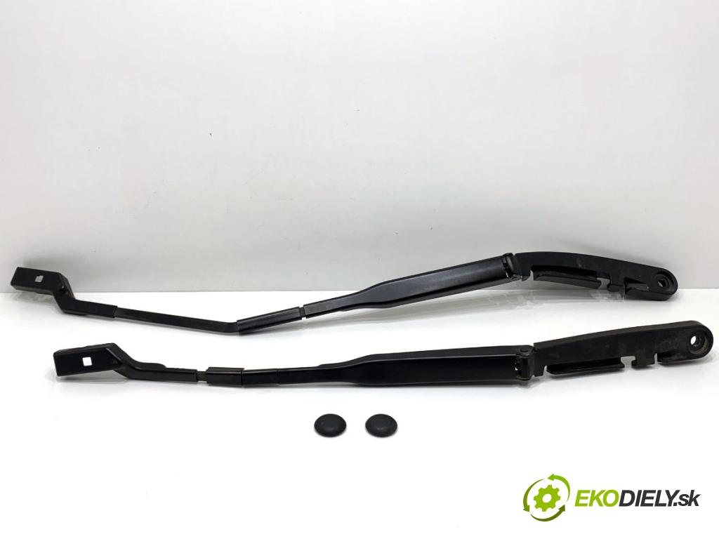 VOLVO XC60 II SUV 2020 173 kW B5 Mild-Hybrid AWD 1969 Rameno stierače predný 31416839 31416840