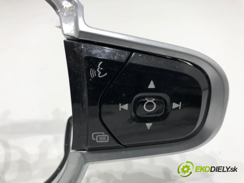 VOLVO XC60 II SUV 2020 173 kW B5 Mild-Hybrid AWD 1969 SPÍNAČE: volantu 32266343