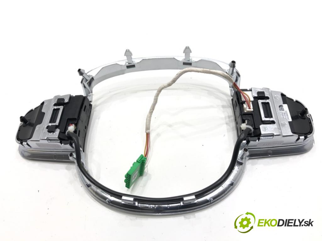 VOLVO XC60 II SUV 2020 173 kW B5 Mild-Hybrid AWD 1969 SPÍNAČE: volantu 32266343