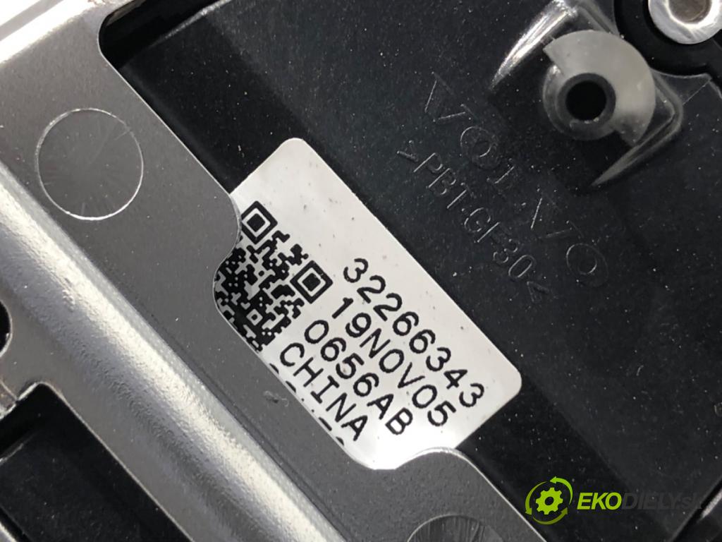 VOLVO XC60 II SUV 2020 173 kW B5 Mild-Hybrid AWD 1969 SPÍNAČE: volantu 32266343