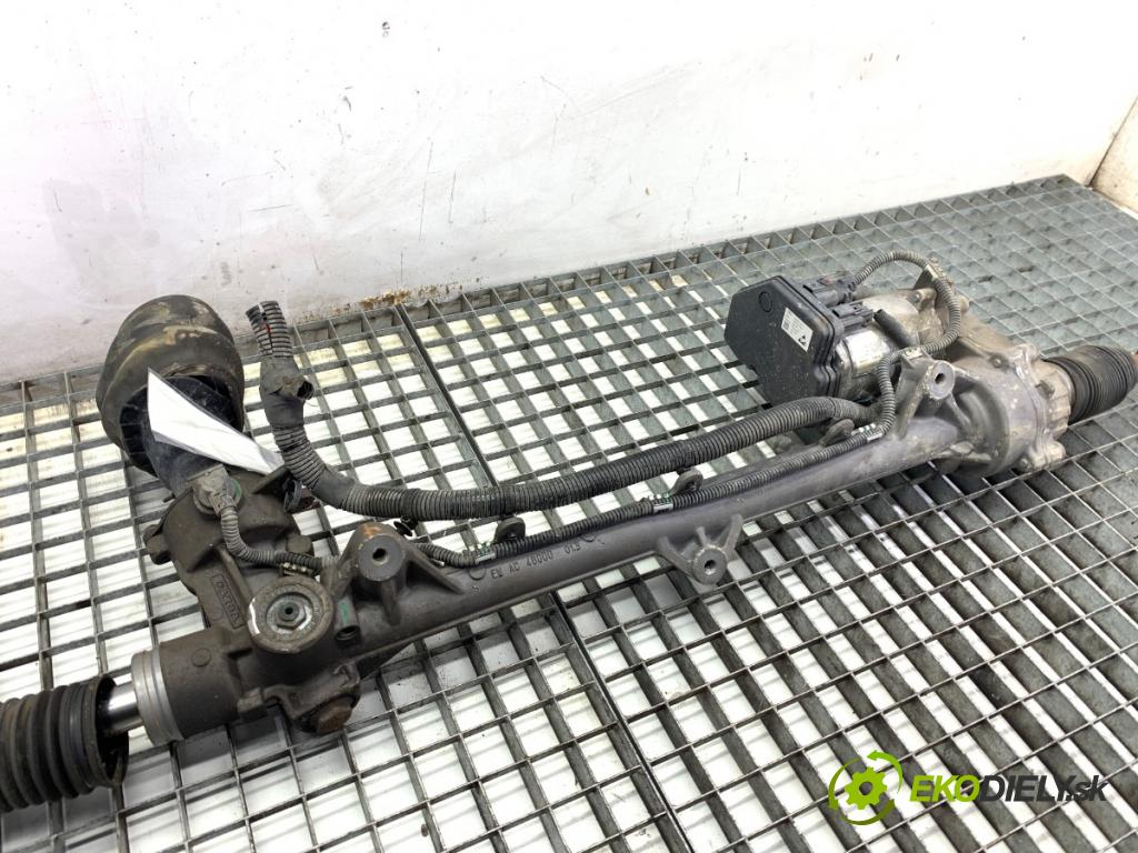 VOLVO XC60 II SUV 2020 173 kW B5 Mild-Hybrid AWD 1969 riadenie volantu Riadenie 31681933