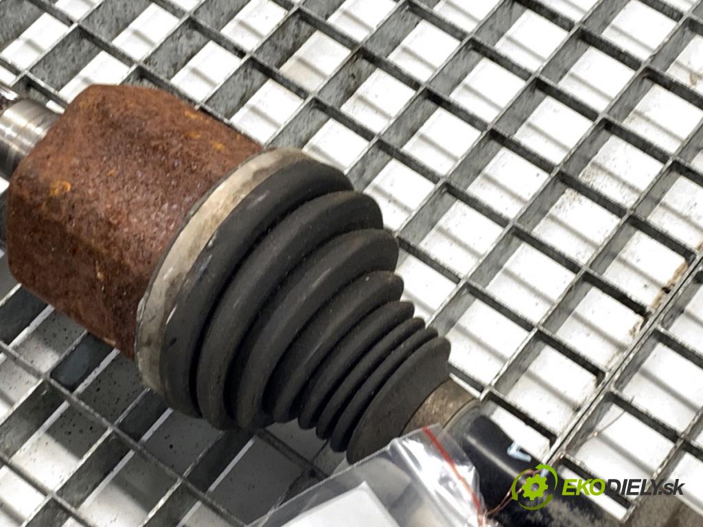 VOLVO XC60 II SUV 2020 173 kW B5 Mild-Hybrid AWD 1969 Poloos pravy zad 32240709