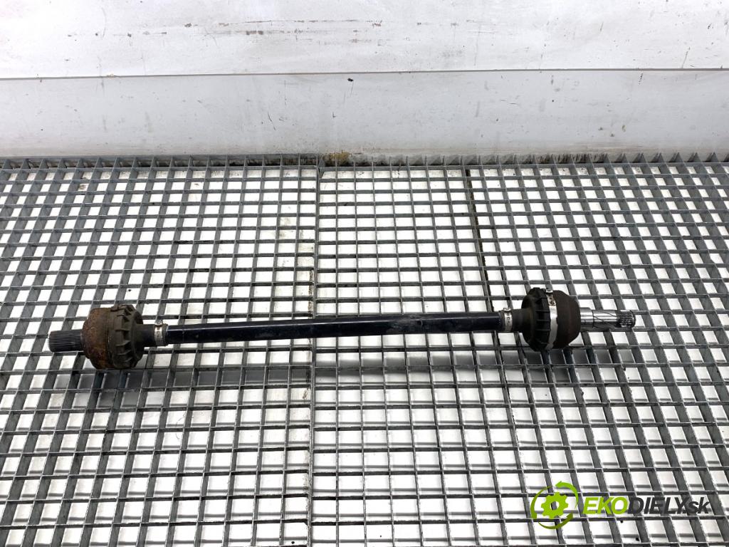 VOLVO XC60 II SUV 2020 173 kW B5 Mild-Hybrid AWD 1969 Poloos ľavy zad P32240890