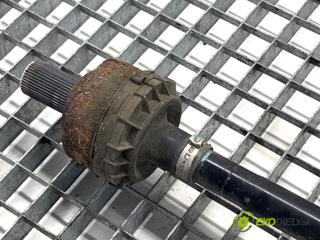 VOLVO XC60 II SUV 2020 173 kW B5 Mild-Hybrid AWD 1969 Poloos ľavy zad P32240890