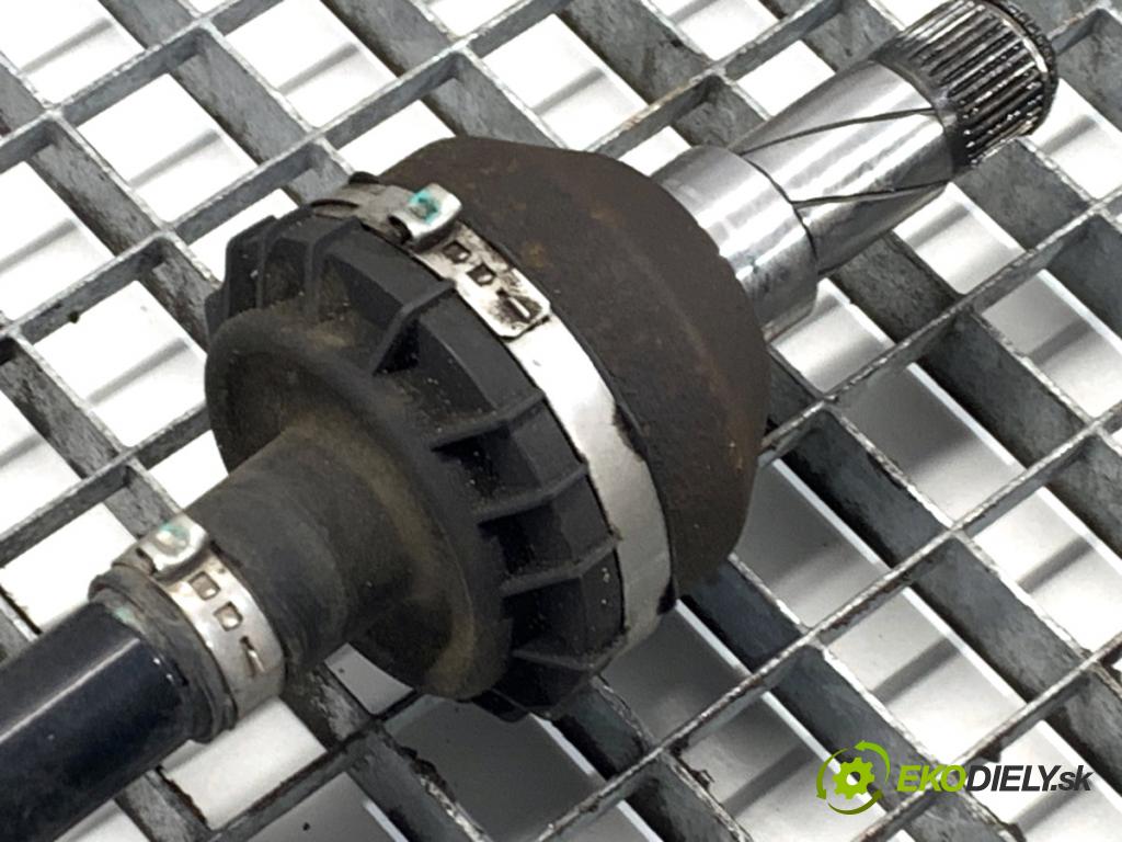 VOLVO XC60 II SUV 2020 173 kW B5 Mild-Hybrid AWD 1969 Poloos ľavy zad P32240890