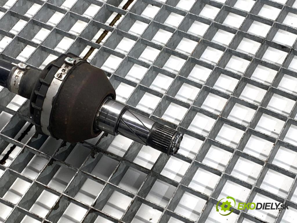 VOLVO XC60 II SUV 2020 173 kW B5 Mild-Hybrid AWD 1969 Poloos ľavy zad P32240890