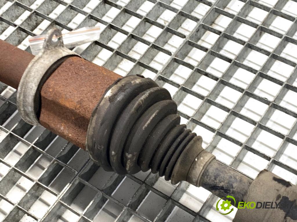 VOLVO XC60 II SUV 2020 173 kW B5 Mild-Hybrid AWD 1969 Poloos pravy predný P32240710