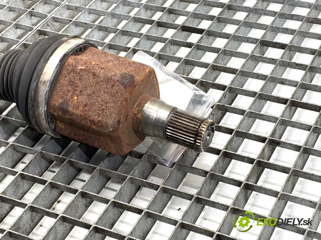 VOLVO XC60 II SUV 2020 173 kW B5 Mild-Hybrid AWD 1969 poloos levý přední část P32240709