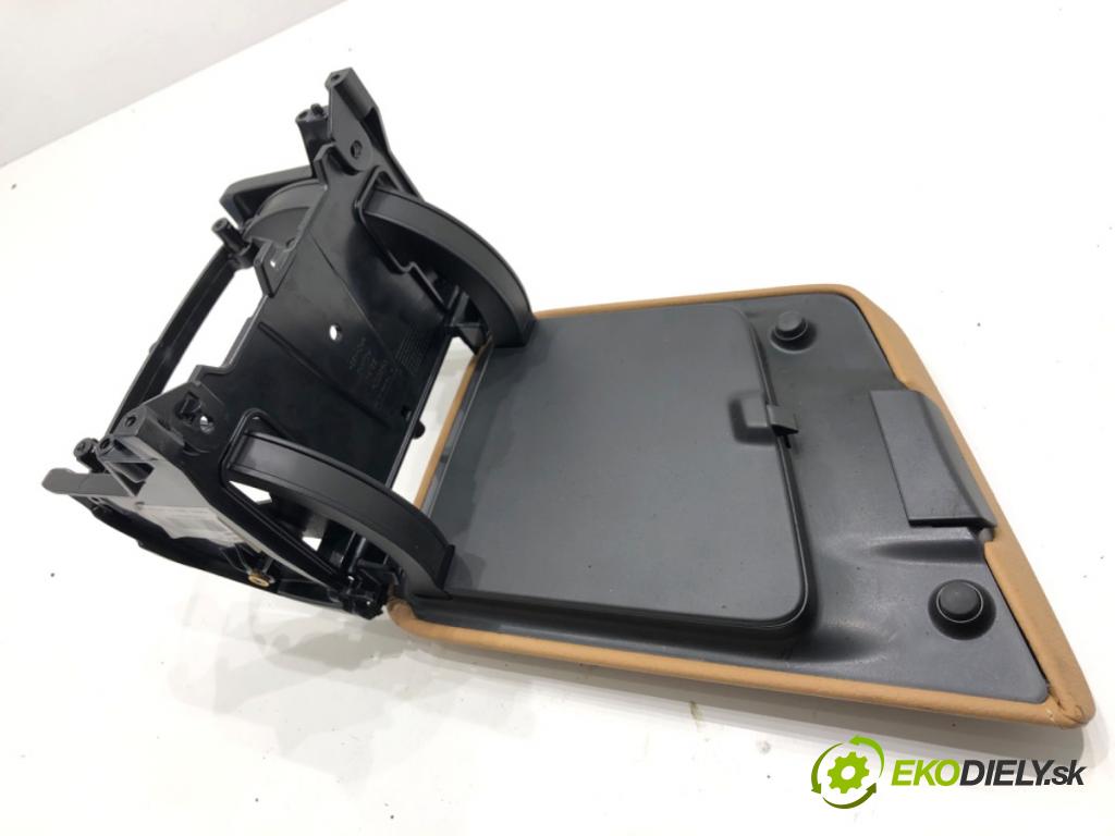 VOLVO XC60 II SUV 2020 173 kW B5 Mild-Hybrid AWD 1969 Lakťová opierka 31469700 (Lakťová opierka)