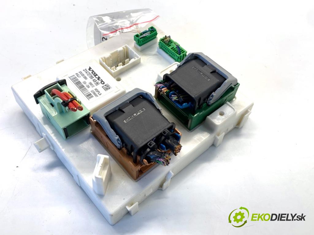 VOLVO XC60 II SUV 2020 173 kW B5 Mild-Hybrid AWD 1969 Modul BSI 31472789 (Poistková skrinka)