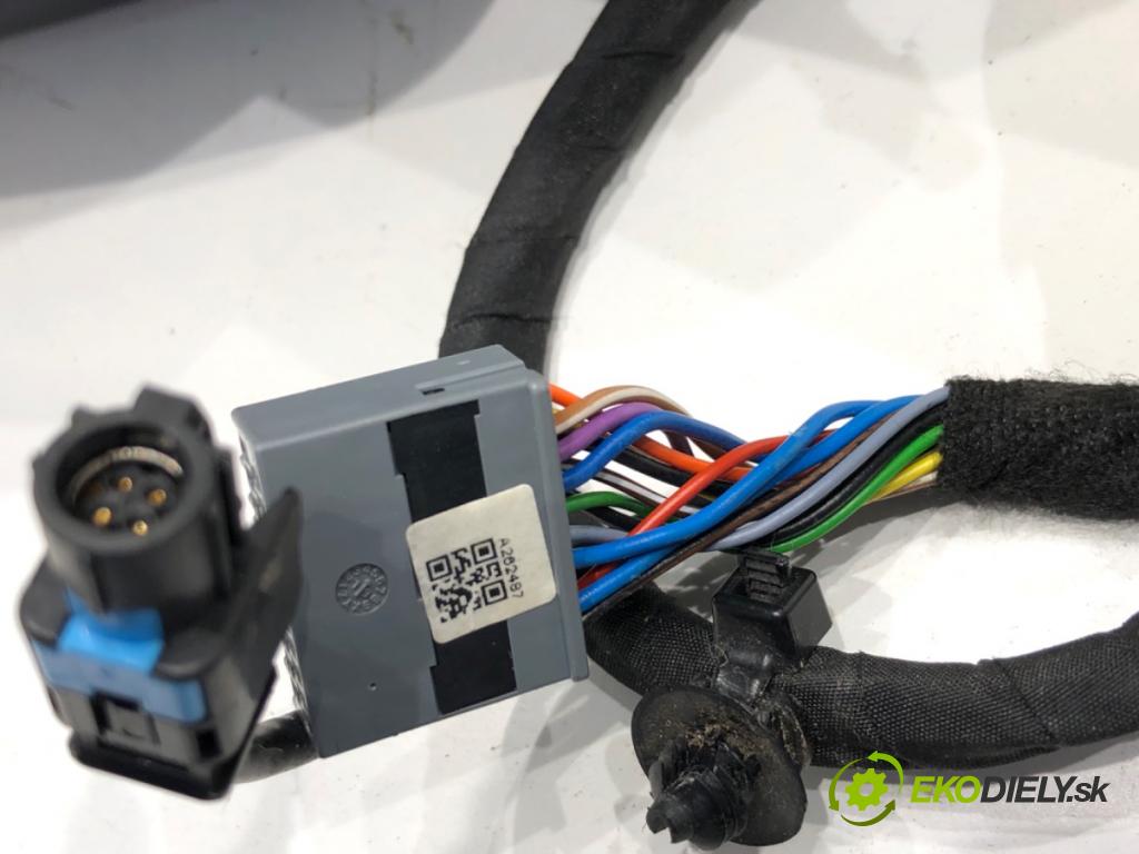 VOLVO XC60 II SUV 2020 173 kW B5 Mild-Hybrid AWD 1969 Spätné zrkadlo ľavy 717