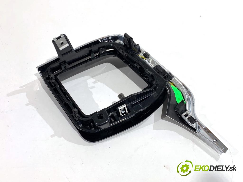 VOLVO XC60 II SUV 2020 173 kW B5 Mild-Hybrid AWD 1969 lišty kryt 31417638 31417636 (Lišta)