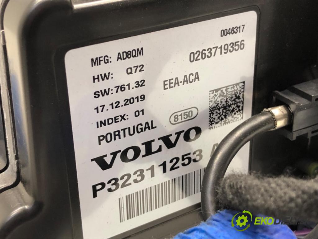 VOLVO XC60 II SUV 2020 173 kW B5 Mild-Hybrid AWD 1969 Prístrojovka 32311253 (Prístrojová doska)