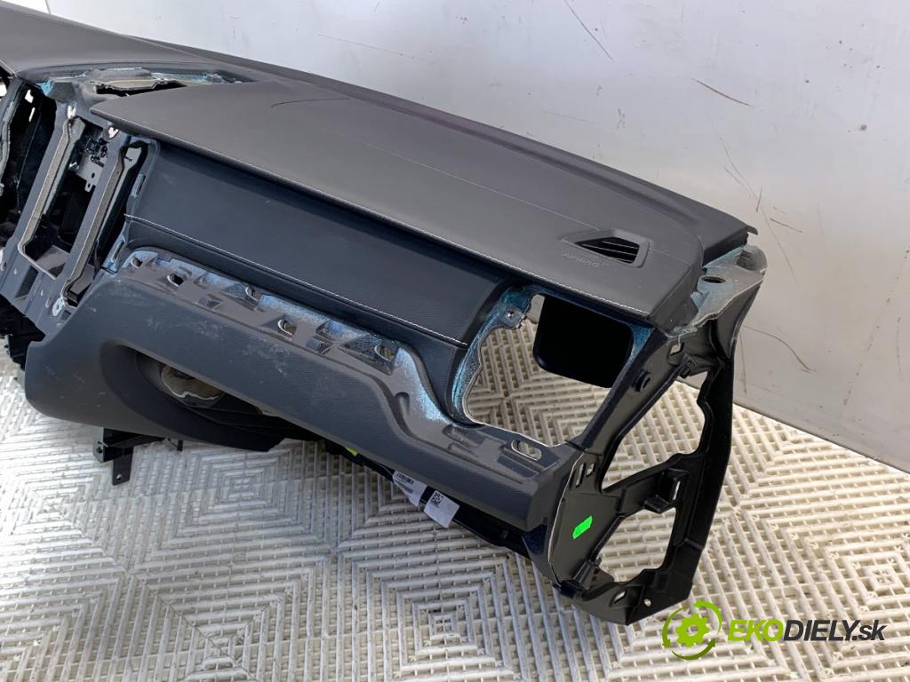 VOLVO XC60 II SUV 2020 173 kW B5 Mild-Hybrid AWD 1969 Palubná doska VANKÚŠ: spolujazdca