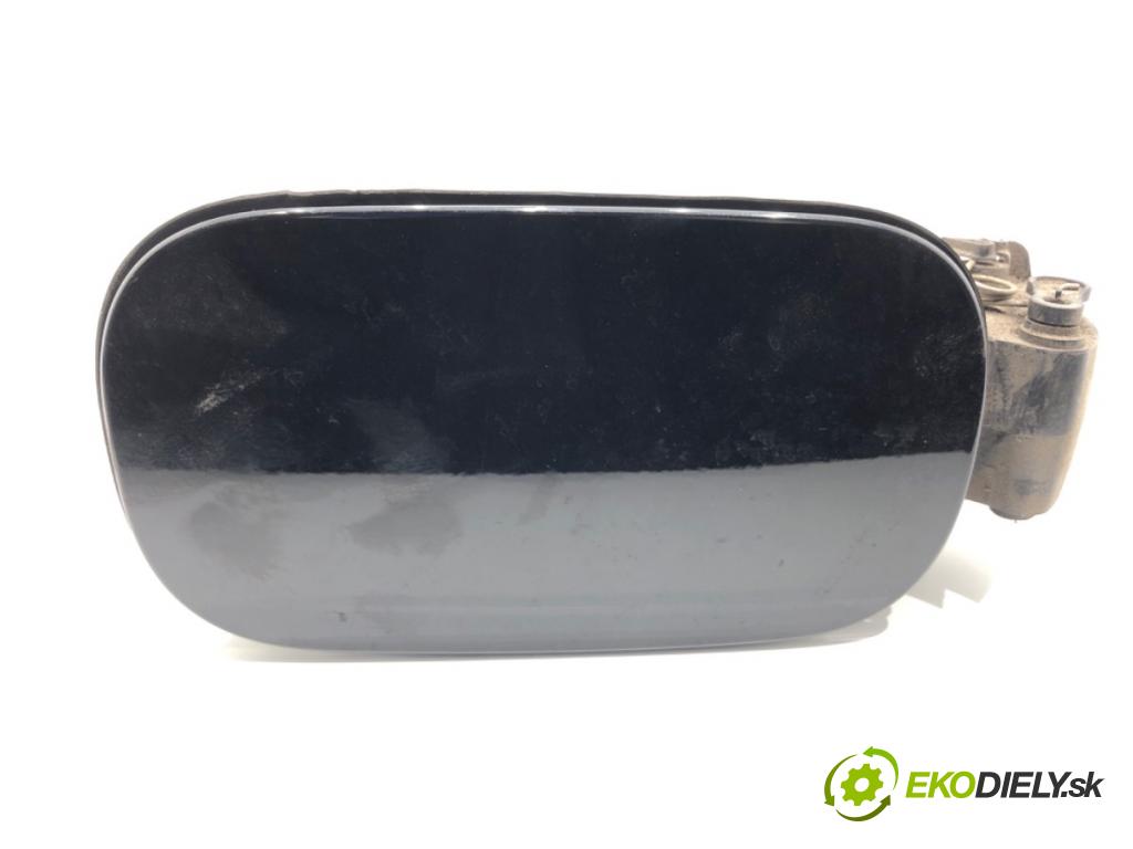 VOLVO XC60 II SUV 2020 173 kW B5 Mild-Hybrid AWD 1969 Dvierka nádrže paliva  (Kľučka dverí ostatné)