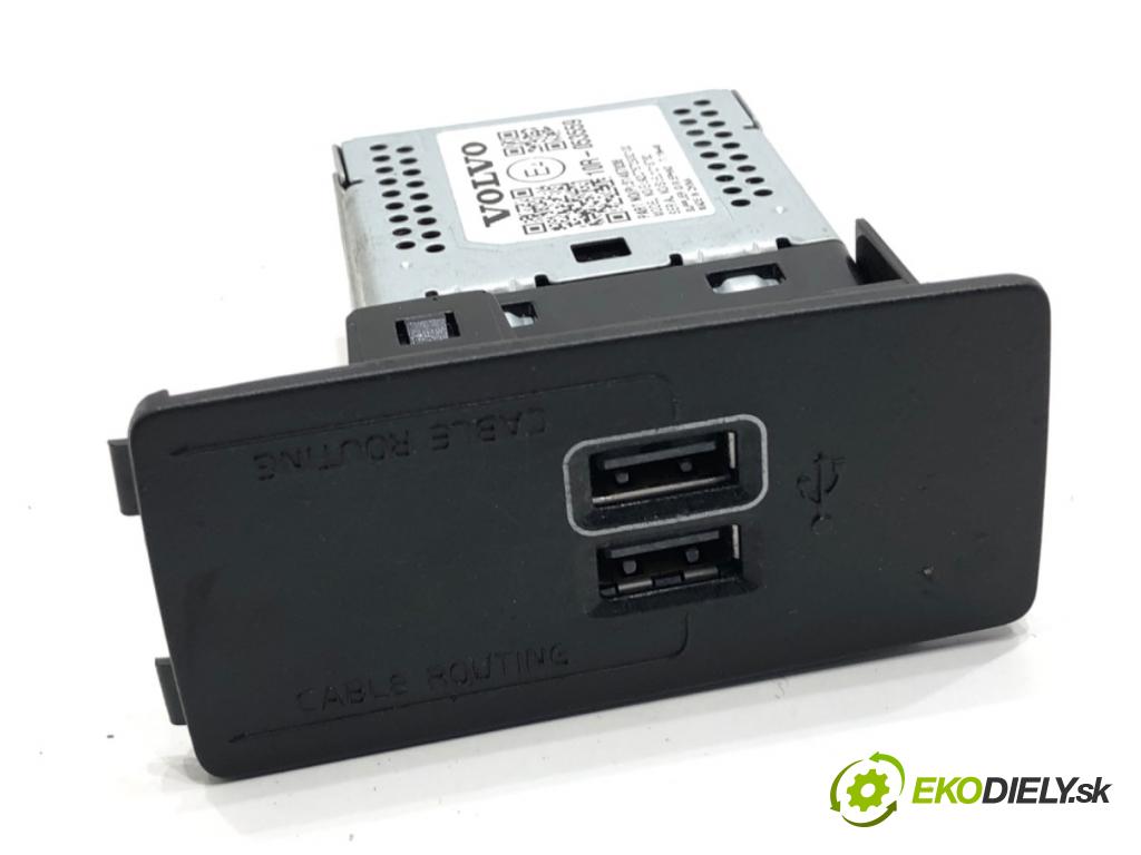 VOLVO XC60 II SUV 2020 173 kW B5 Mild-Hybrid AWD 1969 HNÍZDO: USB 31407038