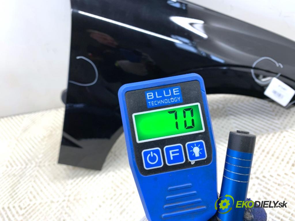 VOLVO XC60 II SUV 2020 173 kW B5 Mild-Hybrid AWD 1969 Blatník pravy predný