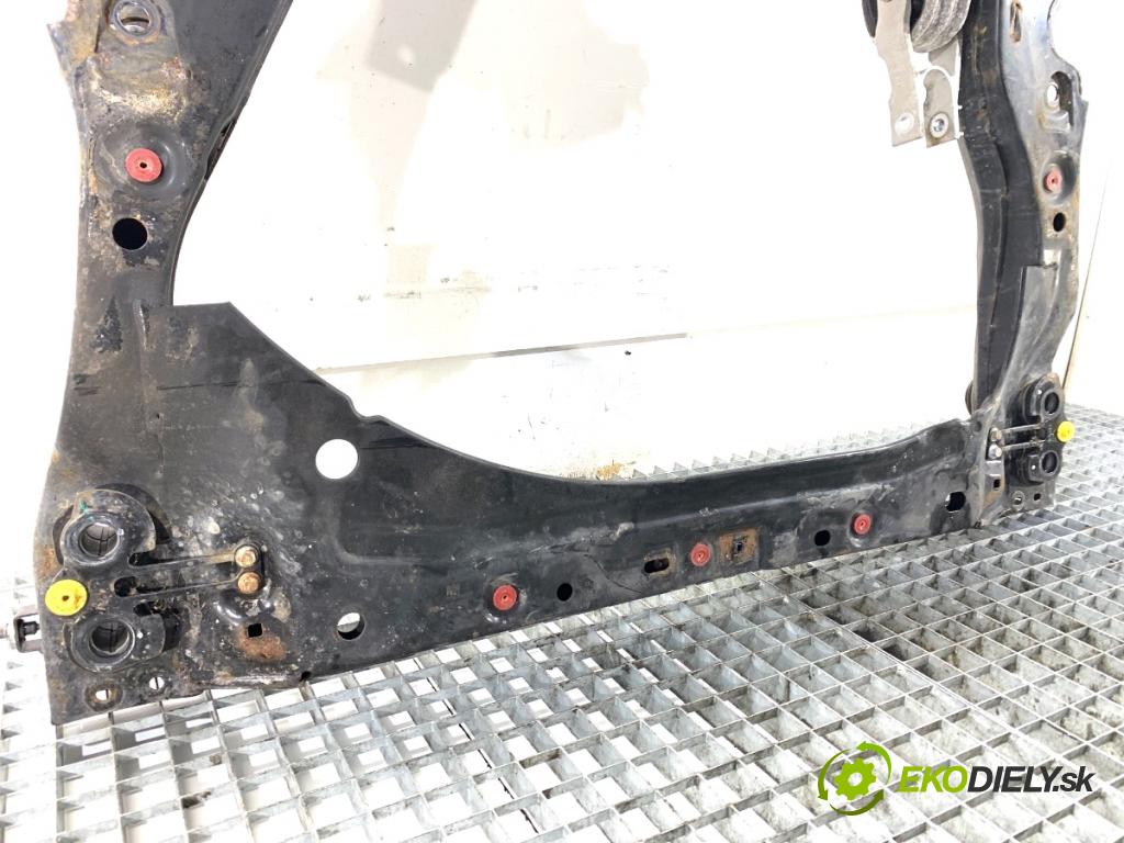 VOLVO XC60 II SUV 2020 173 kW B5 Mild-Hybrid AWD 1969 Výstuha pod Motor  (Výstuha predná)