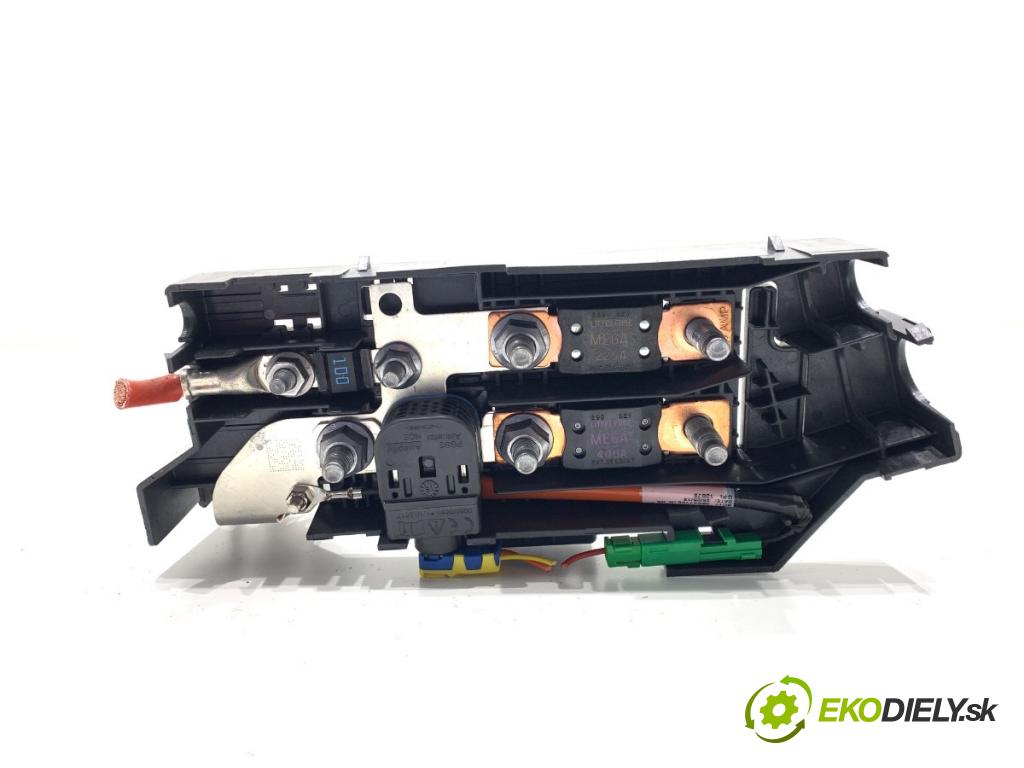 VOLVO XC60 II SUV 2020 173 kW B5 Mild-Hybrid AWD 1969 svorka plus 31456002