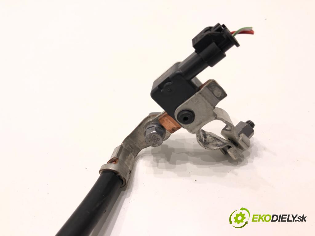 VOLVO XC60 II SUV 2020 173 kW B5 Mild-Hybrid AWD 1969 svorka MINUS: 32265471