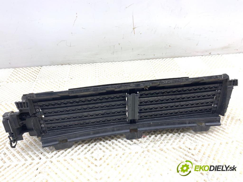 VOLVO XC60 II SUV 2020 173 kW B5 Mild-Hybrid AWD 1969 Volant vzduchu 31425366