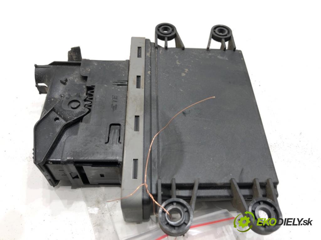 VOLVO XC60 II SUV 2020 173 kW B5 Mild-Hybrid AWD 1969 Modul SCR: 32139932