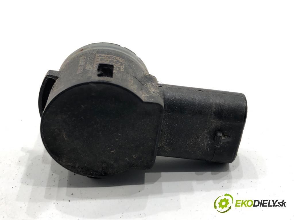 VOLVO XC60 II SUV 2020 173 kW B5 Mild-Hybrid AWD 1969 Snímač PDC 31471297