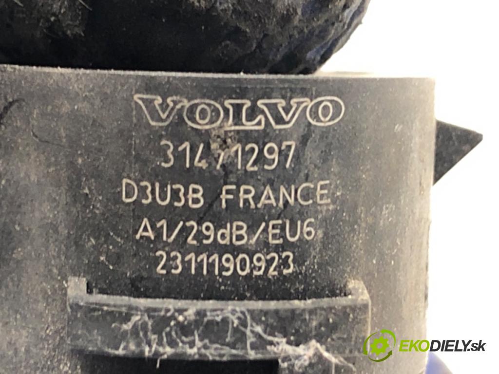 VOLVO XC60 II SUV 2020 173 kW B5 Mild-Hybrid AWD 1969 snímač PDC 31471297